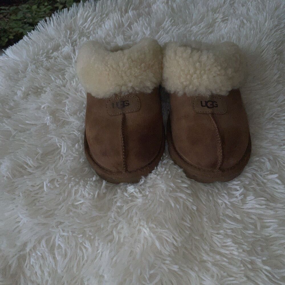 UGG Australia 5125 Women's US 8 Coquette Slippers - Chestnut